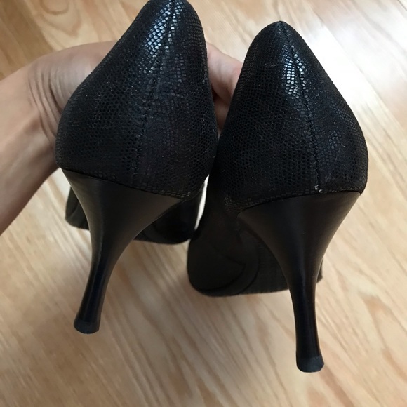 Tahari open toe heels - Picture 6 of 7